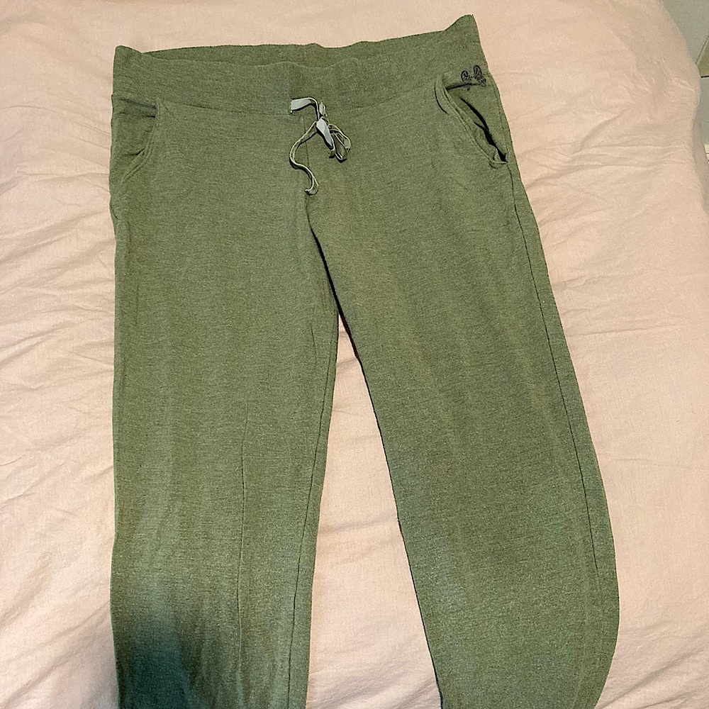 Victoria’s Secret Olive Jogger Sweatpants